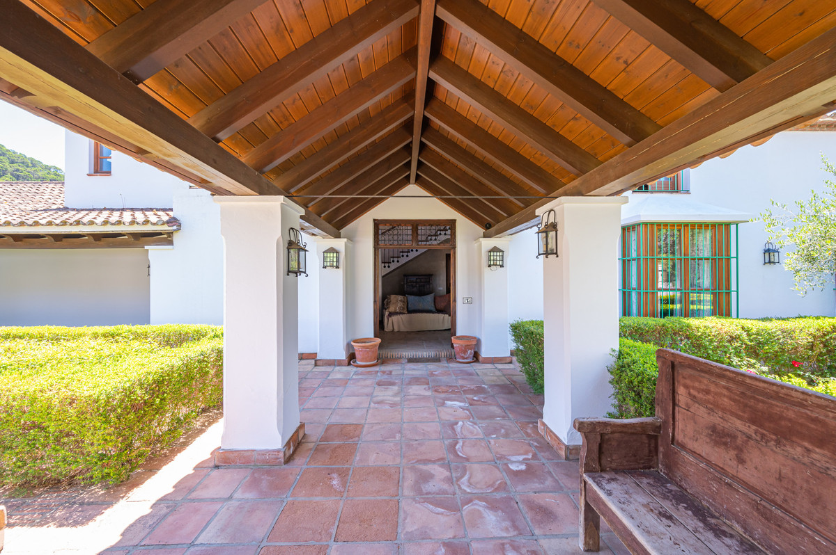 Se vende Villa - Chalet de 10 dormitorios en Costa Del Sol, Málaga, España