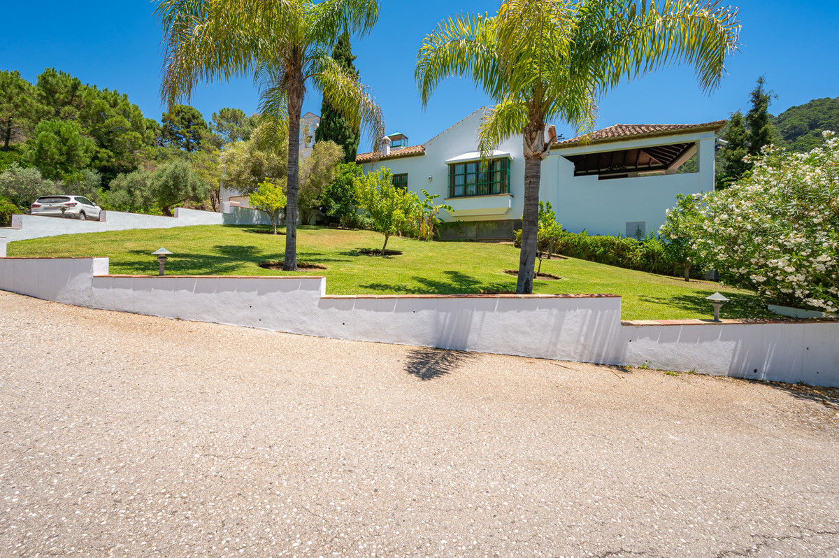 Se vende Villa - Chalet de 10 dormitorios en Costa Del Sol, Málaga, España