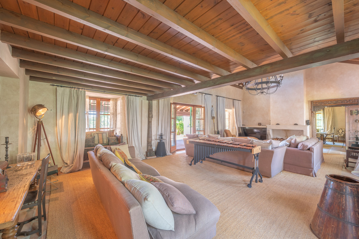 Se vende Villa - Chalet de 10 dormitorios en Costa Del Sol, Málaga, España