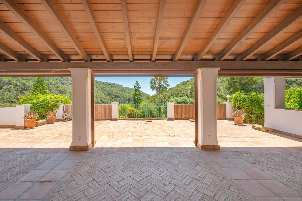 Se vende Villa - Chalet de 10 dormitorios en Costa Del Sol, Málaga, España
