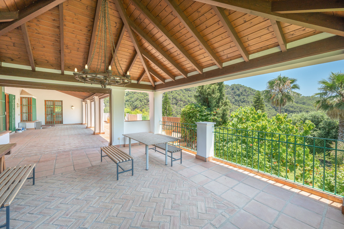 Se vende Villa - Chalet de 10 dormitorios en Costa Del Sol, Málaga, España