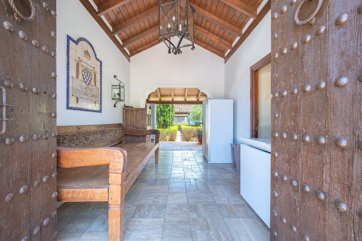 Se vende Villa - Chalet de 10 dormitorios en Costa Del Sol, Málaga, España
