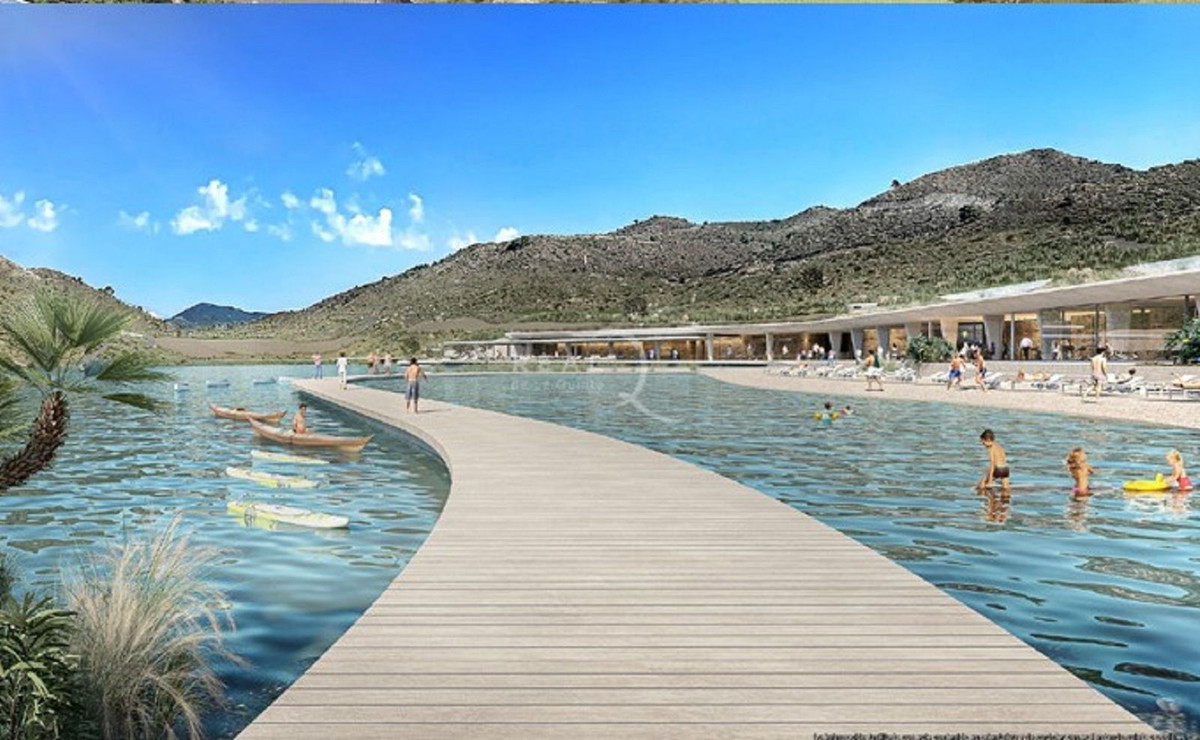 Se vende Terreno Urbano  en Costa Del Sol, Málaga, España