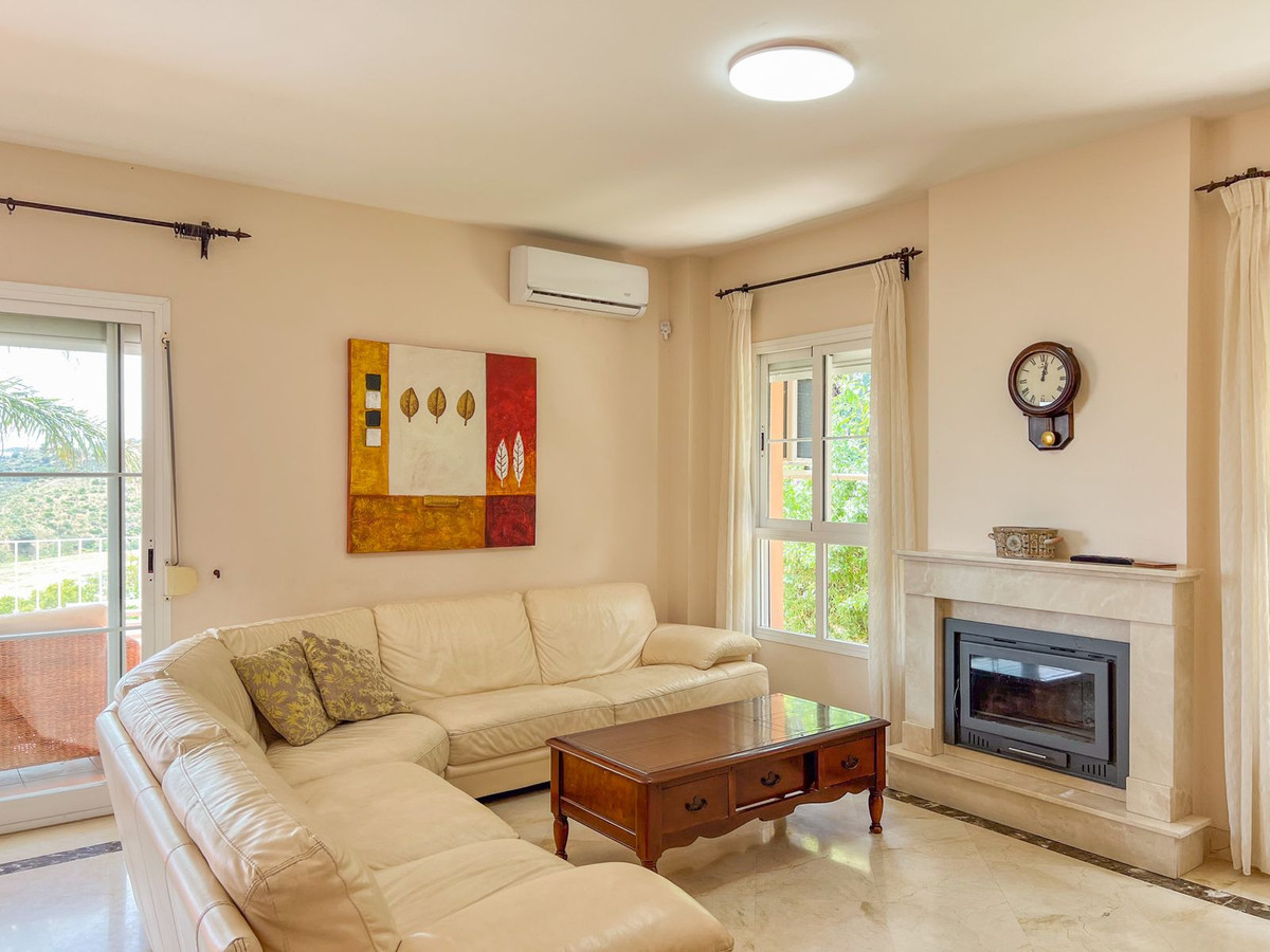 4 Bed Townhouse for sale in Cerros Del Aguila Costa Del Sol, Málaga, Spain