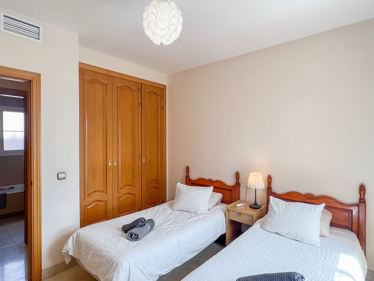 4 Bed Townhouse for sale in Cerros Del Aguila Costa Del Sol, Málaga, Spain