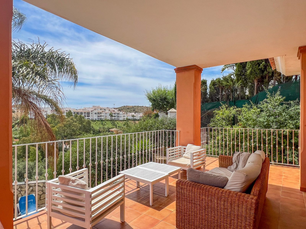 4 Bed Townhouse for sale in Cerros Del Aguila Costa Del Sol, Málaga, Spain