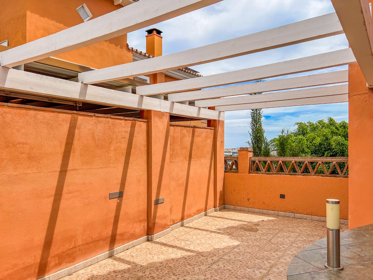 4 Bed Townhouse for sale in Cerros Del Aguila Costa Del Sol, Málaga, Spain