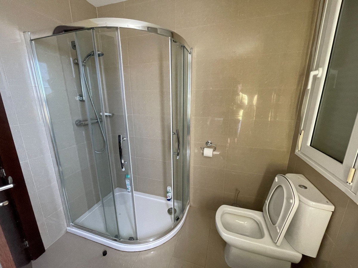 6 Bed Townhouse for sale in Monforte Del Cid Costa Blanca, Alicante, Spain
