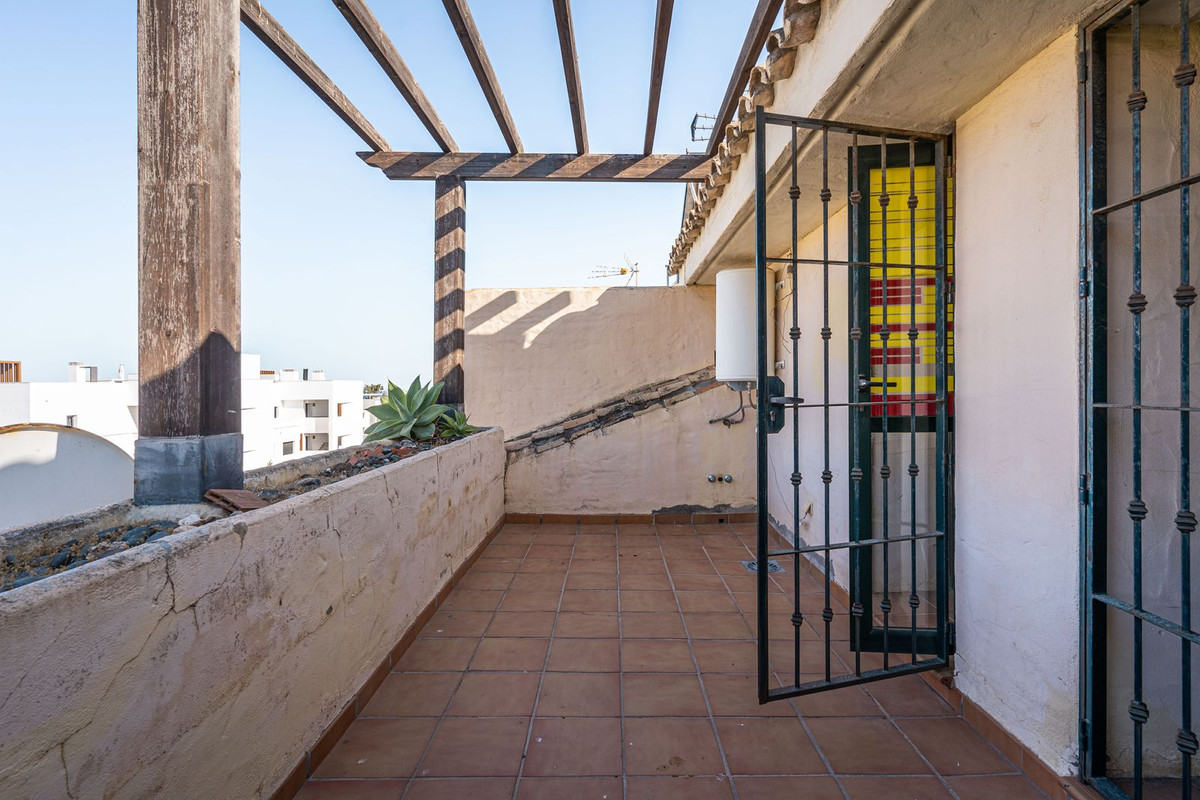 3 Bed Townhouse for sale in Cancelada Costa Del Sol, Málaga, Spain