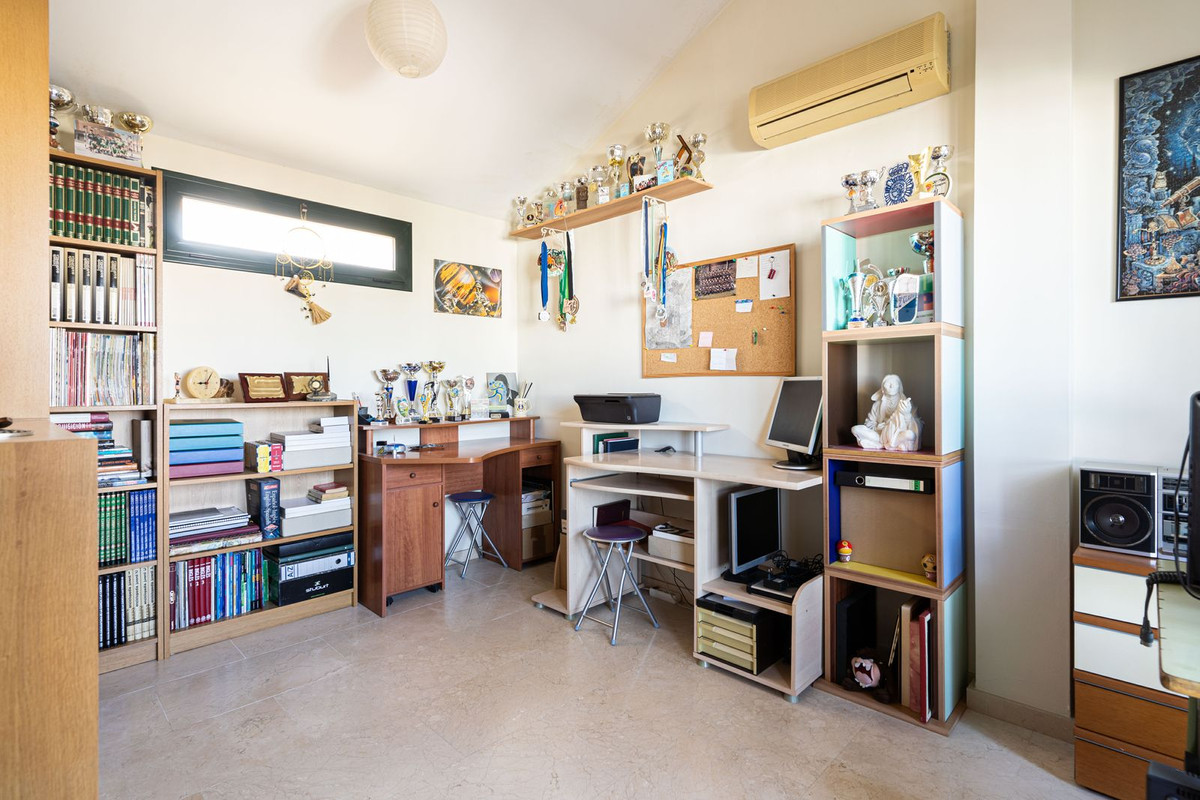3 Bed Townhouse for sale in Cancelada Costa Del Sol, Málaga, Spain