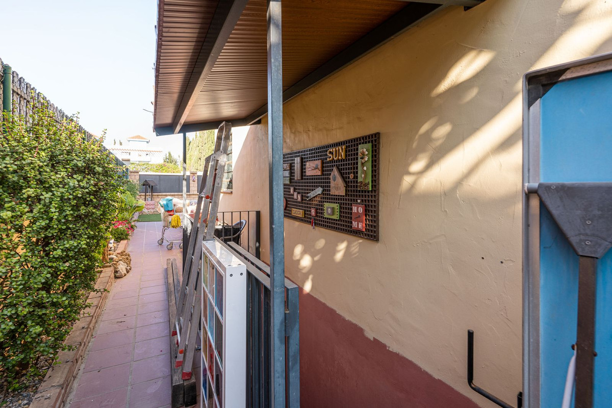 3 Bed Townhouse for sale in Cancelada Costa Del Sol, Málaga, Spain