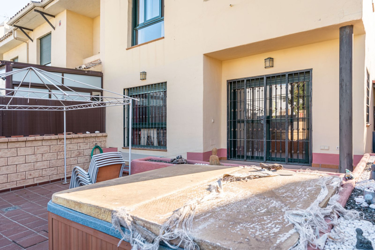 3 Bed Townhouse for sale in Cancelada Costa Del Sol, Málaga, Spain