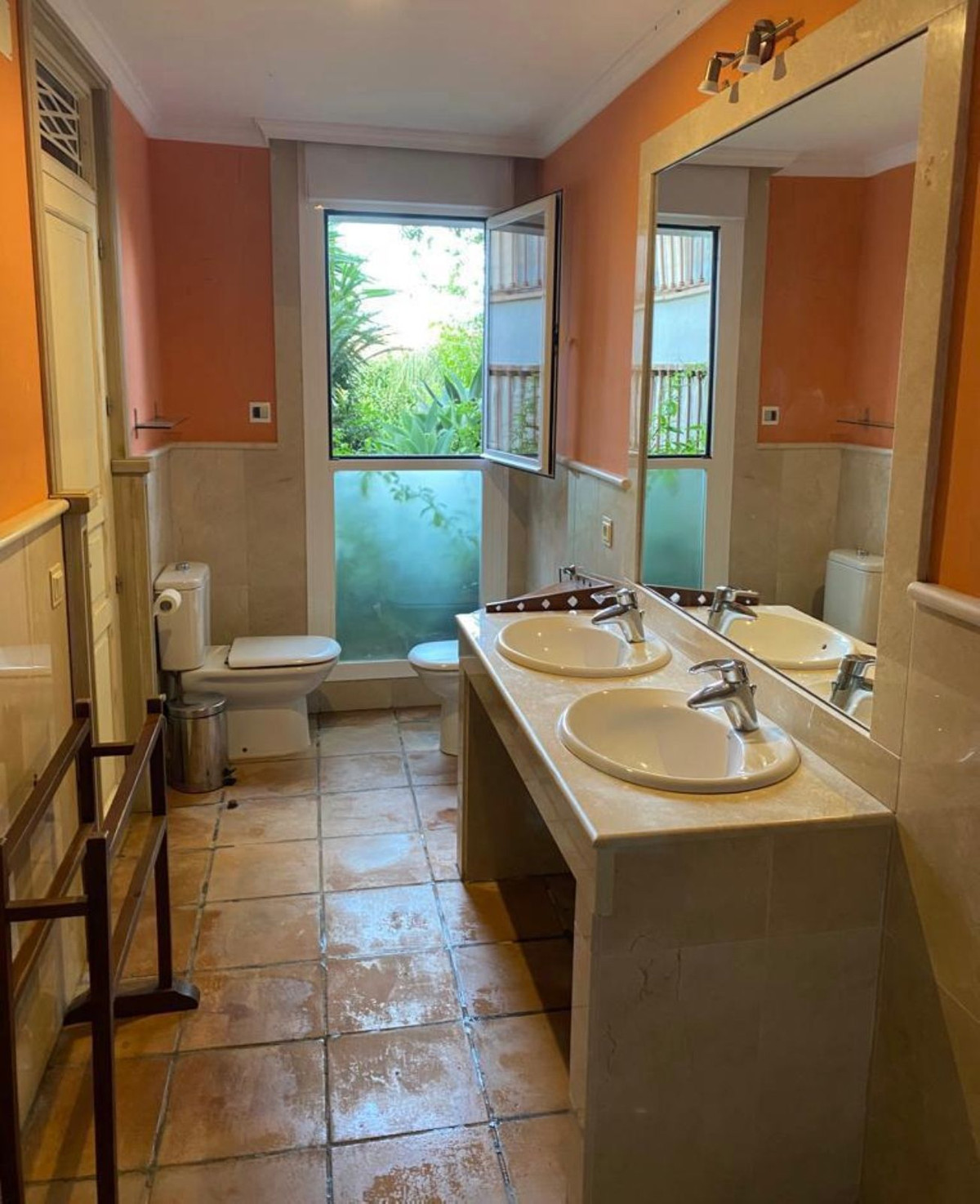 6 Bed Townhouse for sale in Manilva Costa Del Sol, Málaga, Spain