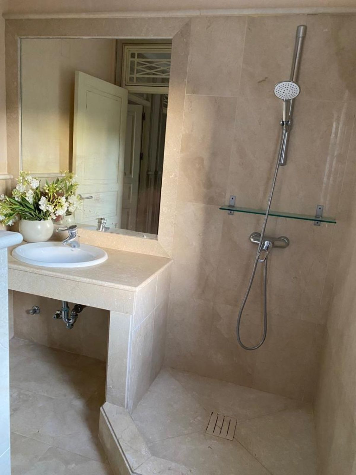 6 Bed Townhouse for sale in Manilva Costa Del Sol, Málaga, Spain