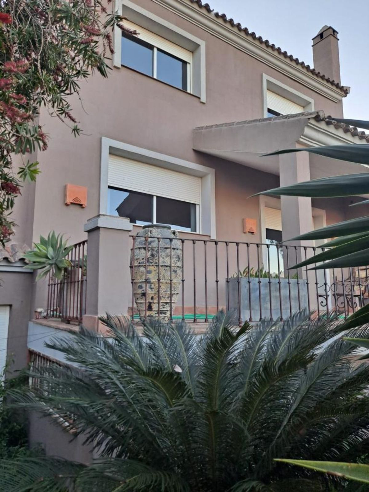 6 Bed Townhouse for sale in Manilva Costa Del Sol, Málaga, Spain