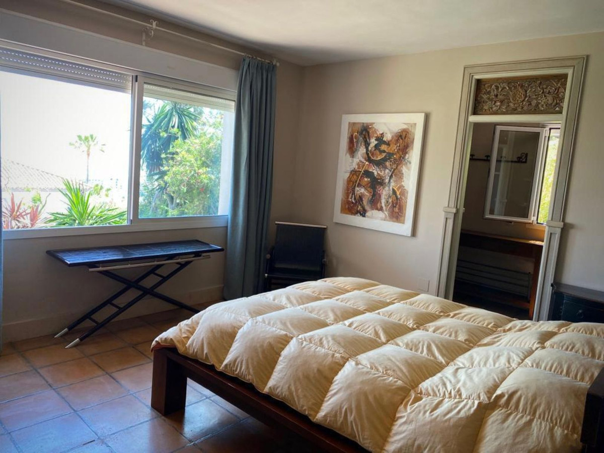 6 Bed Townhouse for sale in Manilva Costa Del Sol, Málaga, Spain