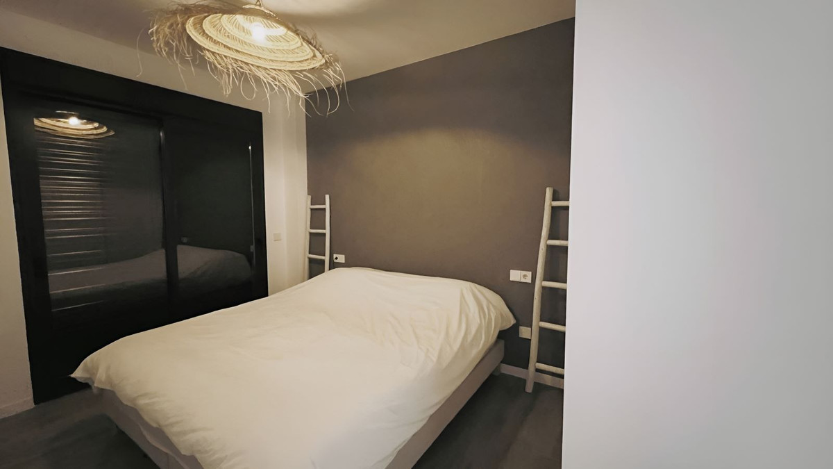 Se vende Apartamento Planta Media de 2 dormitorios en Costa Blanca, Alicante, España