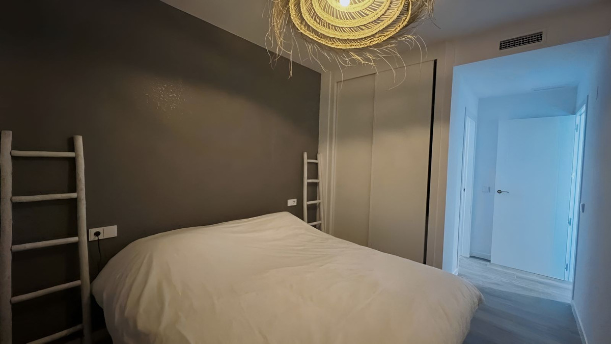 Se vende Apartamento Planta Media de 2 dormitorios en Costa Blanca, Alicante, España