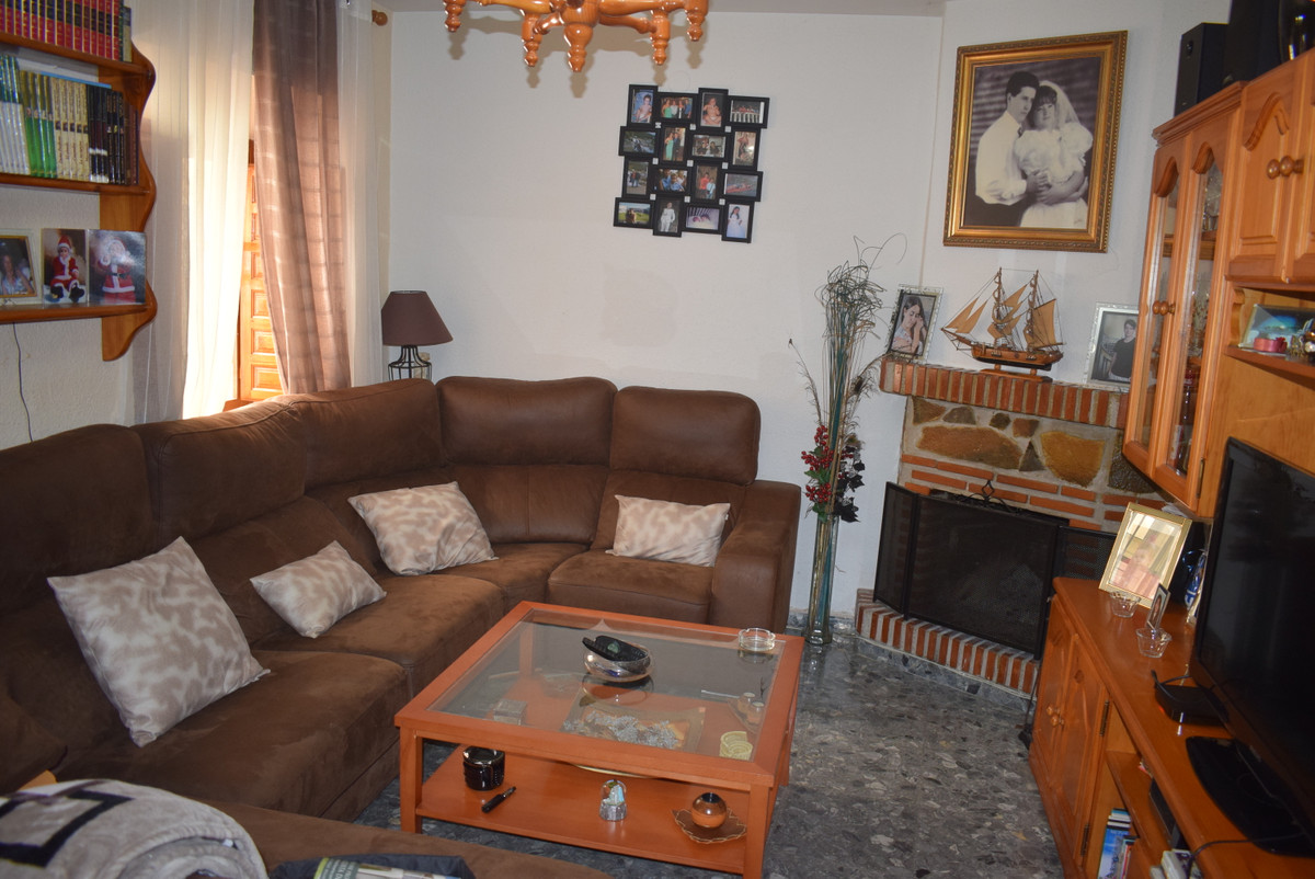 3 Bed Townhouse for sale in Málaga Centro Costa Del Sol, Málaga, Spain