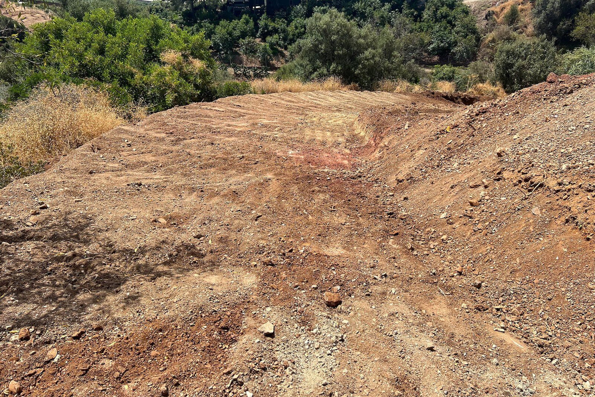 Se vende Terreno Rustico  en Costa Del Sol, Málaga, España