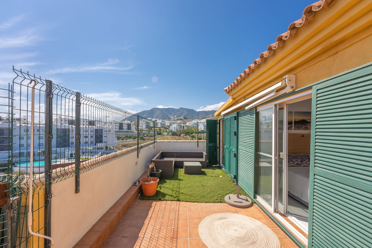 3 Bed Apartment for sale in Fuengirola Costa Del Sol, Málaga, Spain