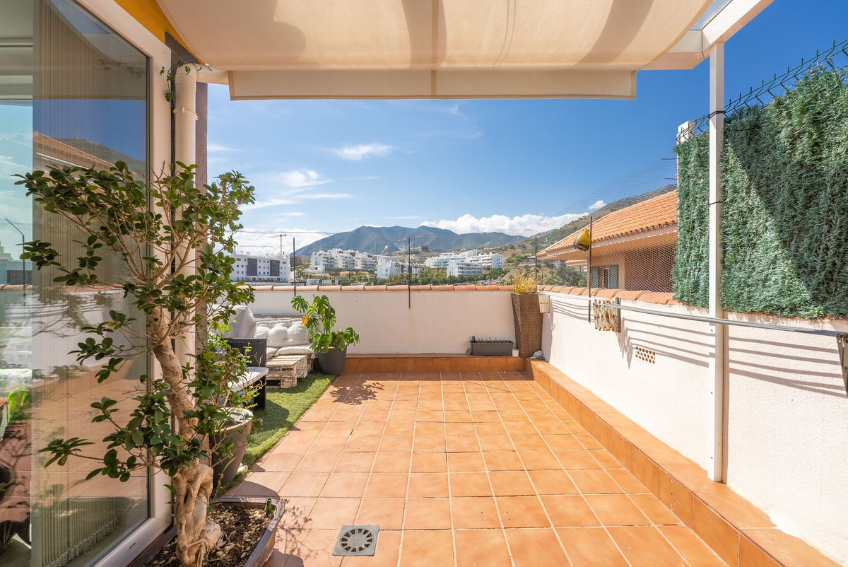 3 Bed Apartment for sale in Fuengirola Costa Del Sol, Málaga, Spain