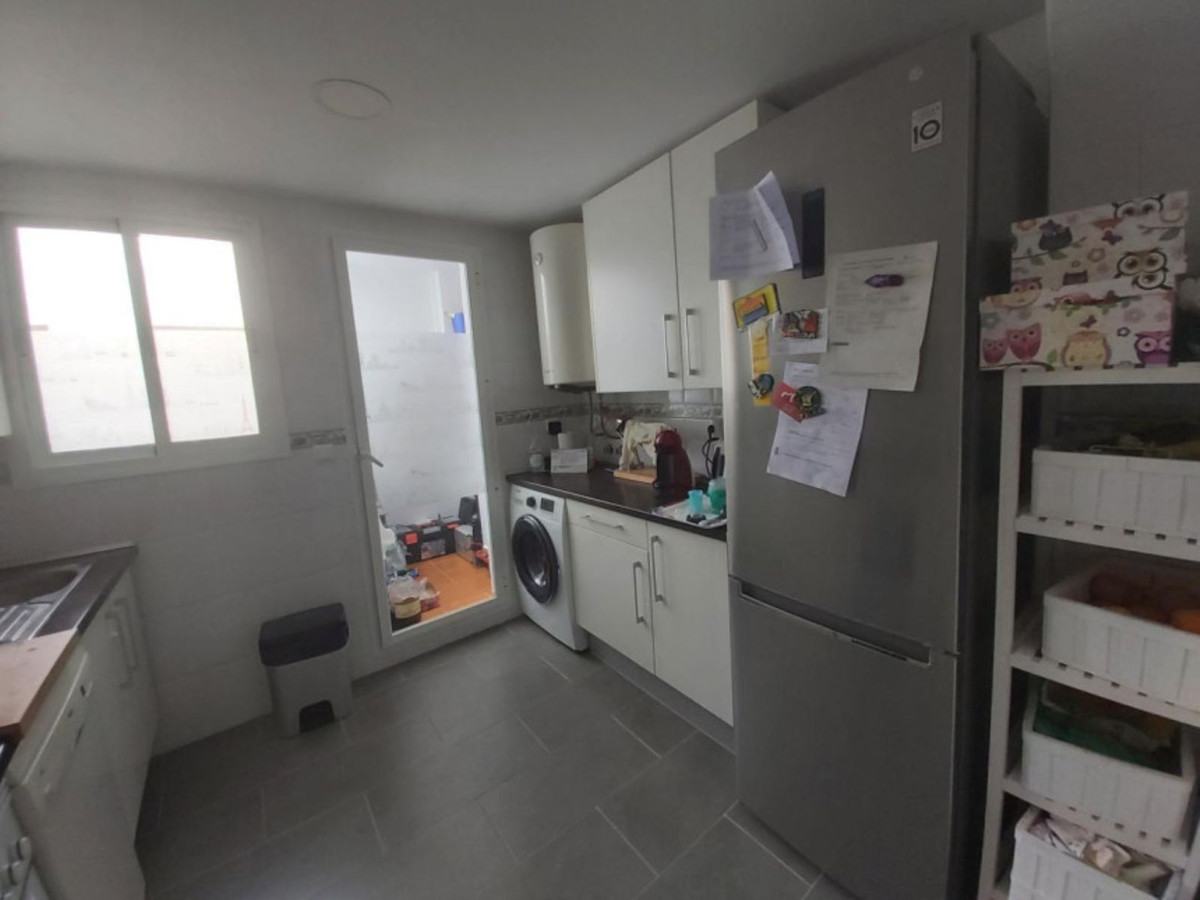 3 Bed Apartment for sale in Doña Julia Costa Del Sol, Málaga, Spain
