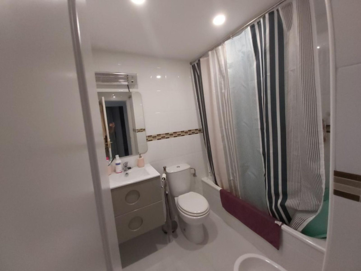 3 Bed Apartment for sale in Doña Julia Costa Del Sol, Málaga, Spain