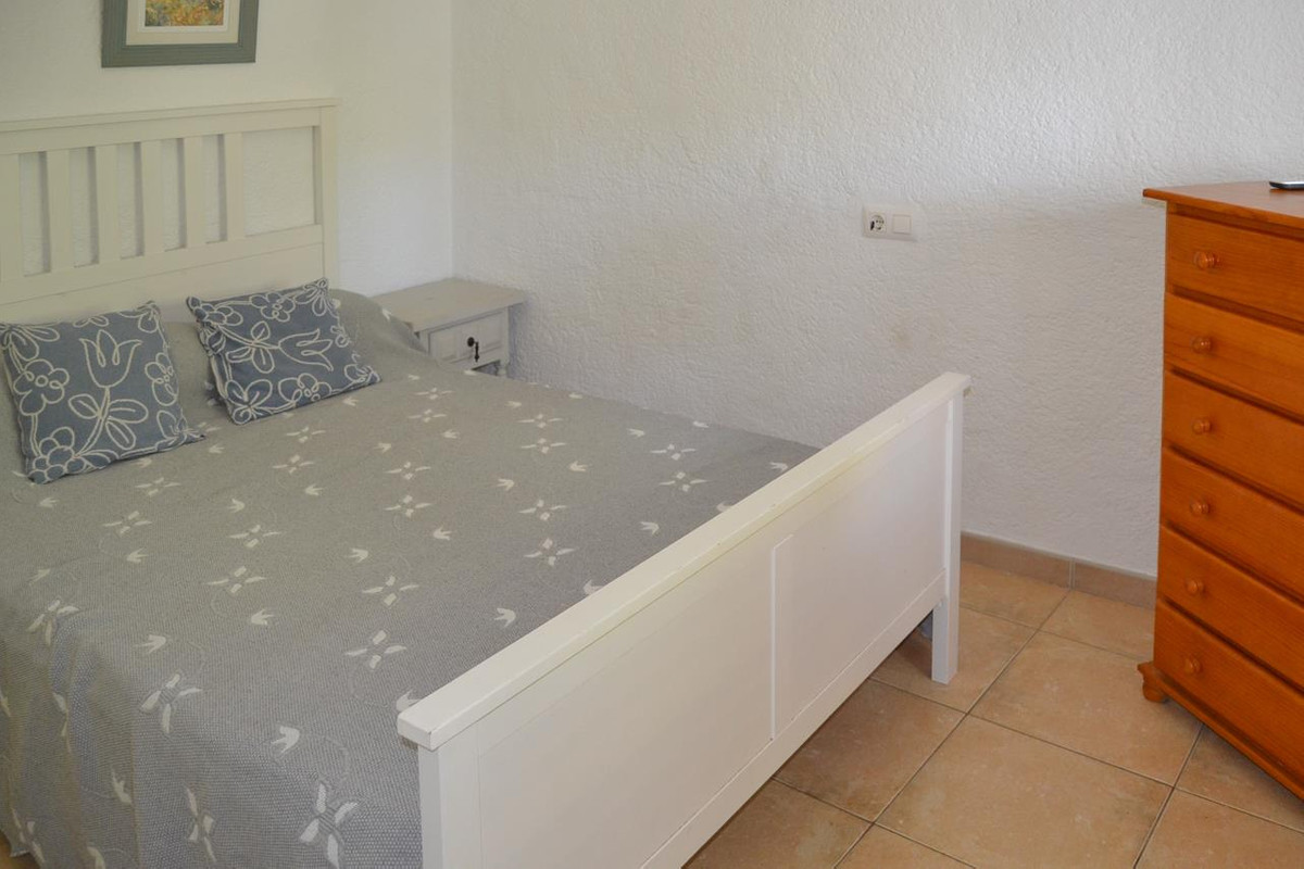 Se vende Villa - Chalet de 6 dormitorios en Costa Blanca, Alicante, España