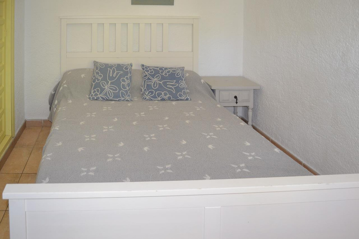 Se vende Villa - Chalet de 6 dormitorios en Costa Blanca, Alicante, España