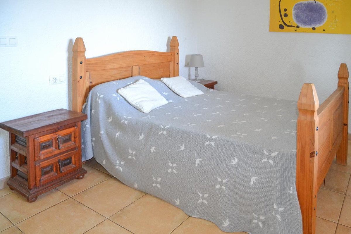 Se vende Villa - Chalet de 6 dormitorios en Costa Blanca, Alicante, España