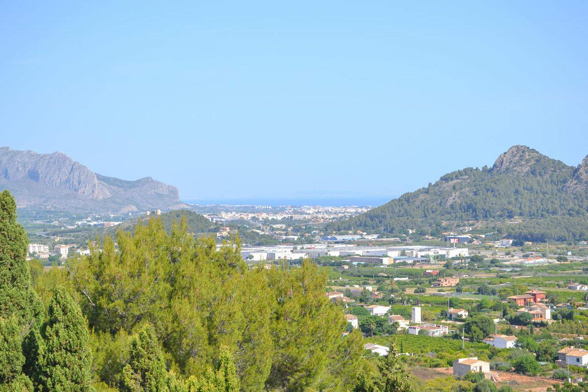 Se vende Villa - Chalet de 6 dormitorios en Costa Blanca, Alicante, España