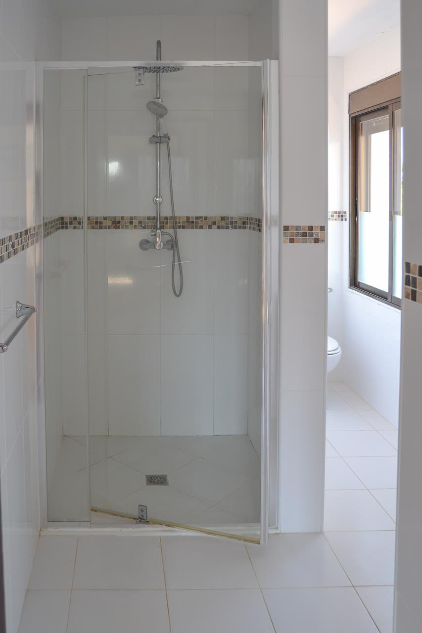 Se vende Villa - Chalet de 6 dormitorios en Costa Blanca, Alicante, España