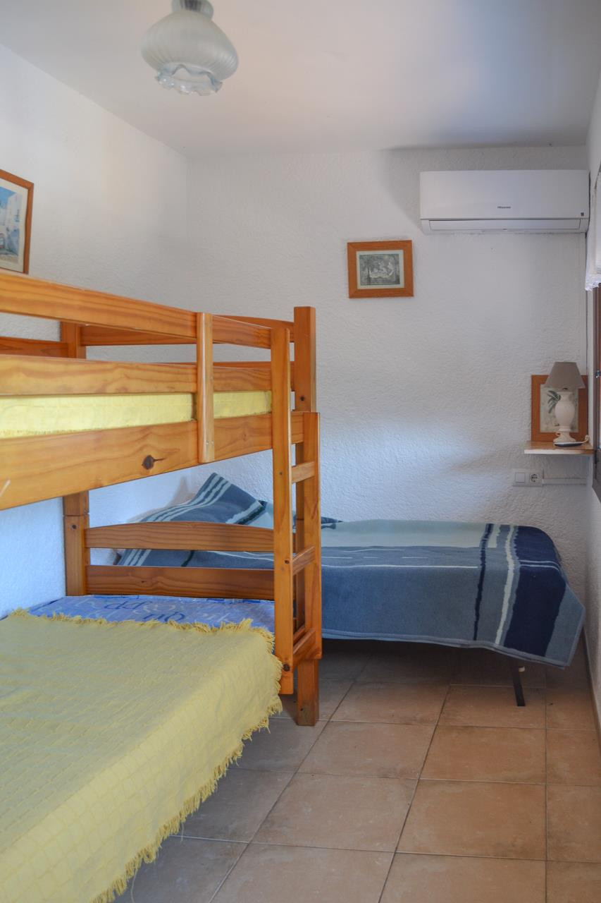 Se vende Villa - Chalet de 6 dormitorios en Costa Blanca, Alicante, España