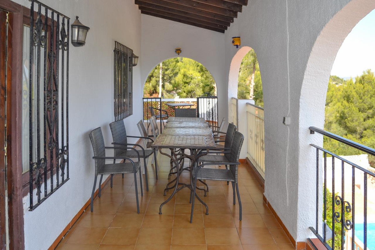 Se vende Villa - Chalet de 6 dormitorios en Costa Blanca, Alicante, España