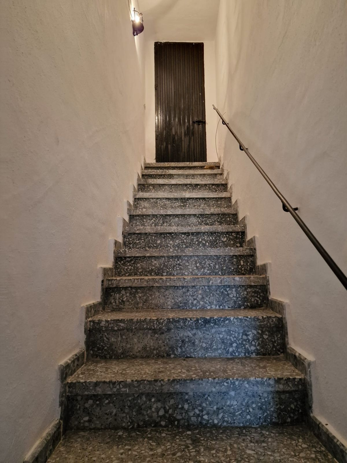 8 Bed Townhouse for sale in Tolox Costa Del Sol, Málaga, Spain