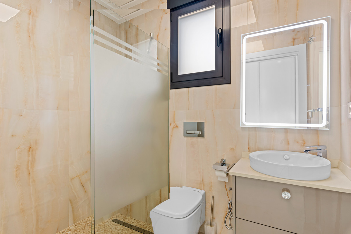 5 Bed Townhouse for sale in San Miguel De Salinas Costa Blanca, Alicante, Spain
