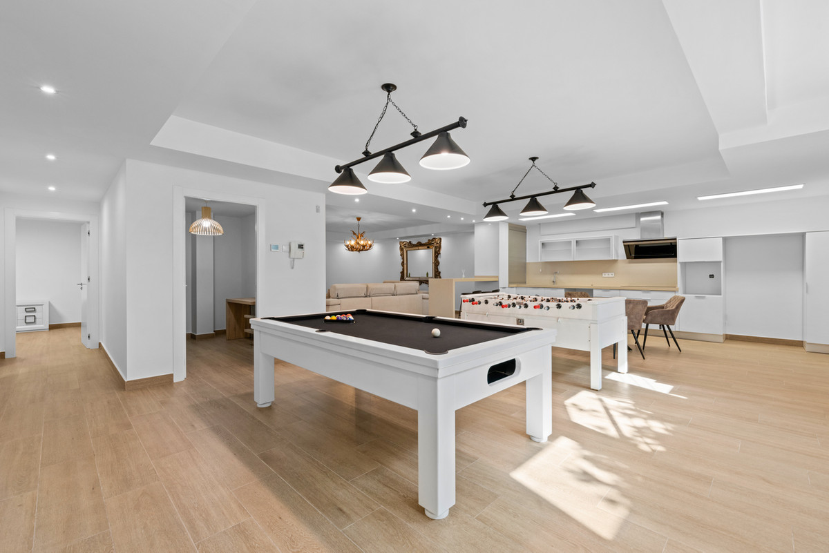 5 Bed Townhouse for sale in San Miguel De Salinas Costa Blanca, Alicante, Spain