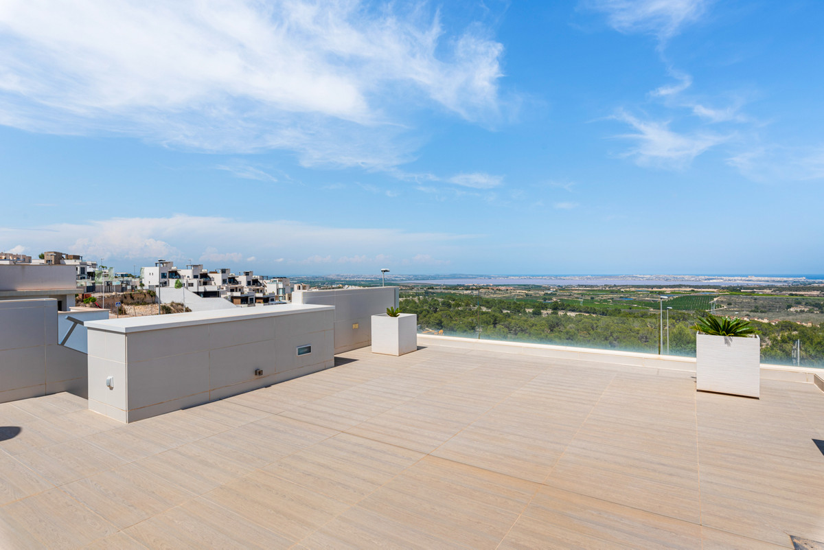 5 Bed Townhouse for sale in San Miguel De Salinas Costa Blanca, Alicante, Spain