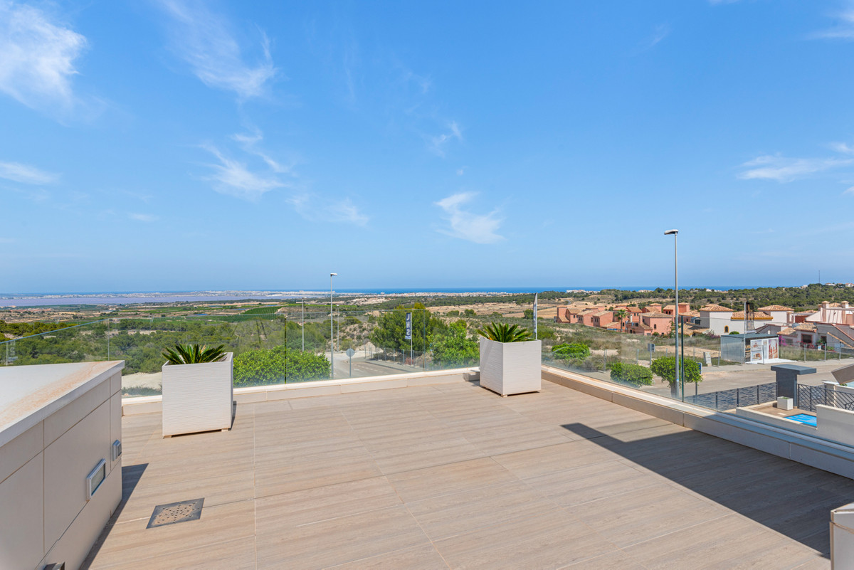 5 Bed Townhouse for sale in San Miguel De Salinas Costa Blanca, Alicante, Spain