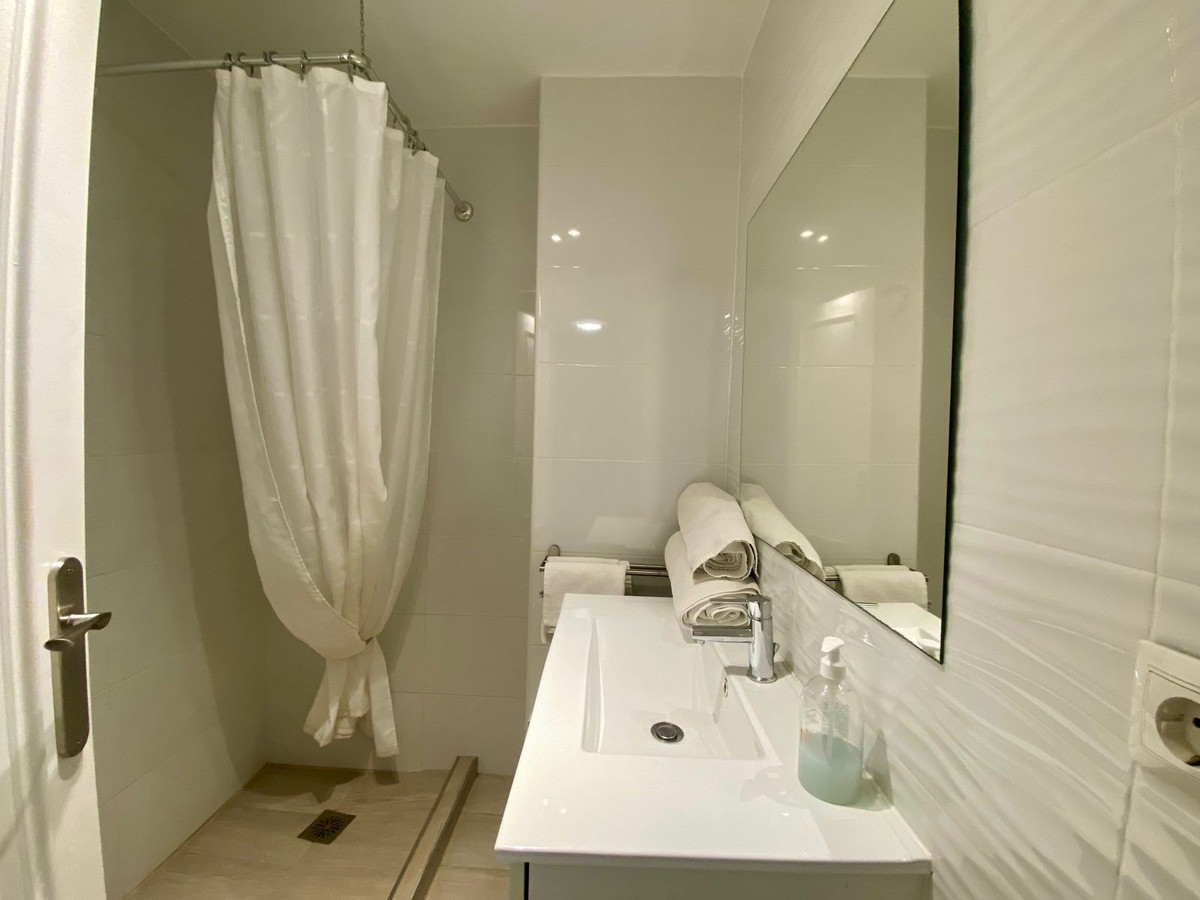 2 Bed Apartment for sale in Diana Park Costa Del Sol, Málaga, Spain