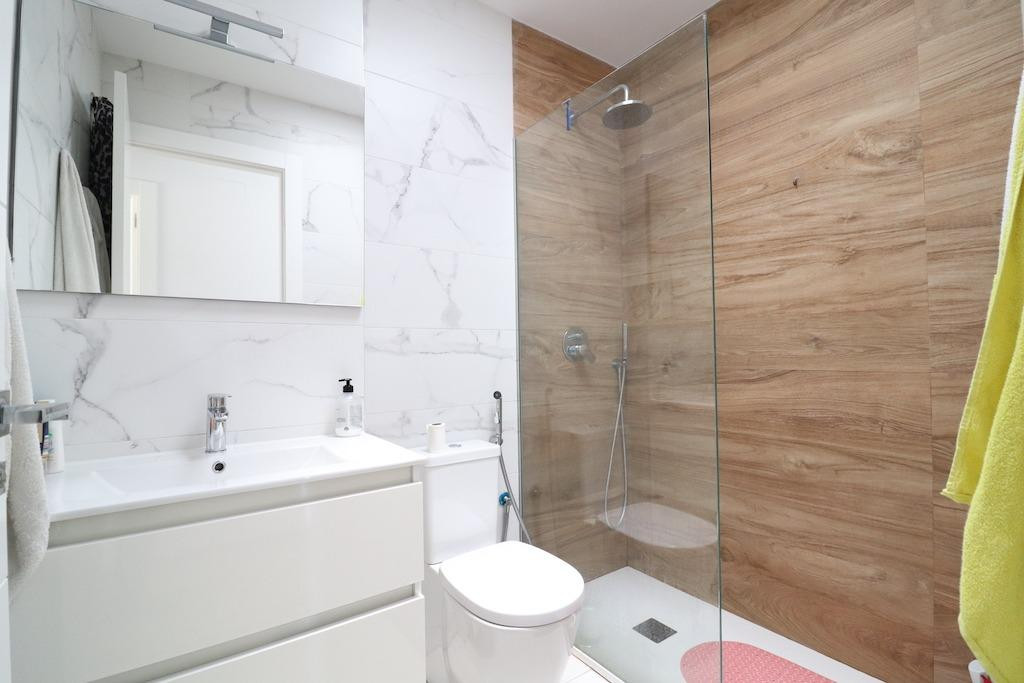 Se vende Villa - Chalet de 3 dormitorios en Costa Blanca, Alicante, España