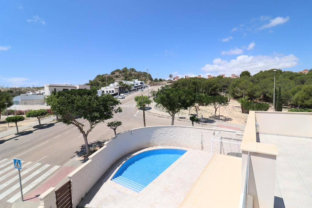 Se vende Villa - Chalet de 3 dormitorios en Costa Blanca, Alicante, España
