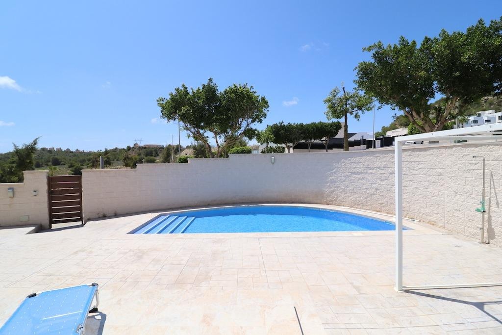 Se vende Villa - Chalet de 3 dormitorios en Costa Blanca, Alicante, España