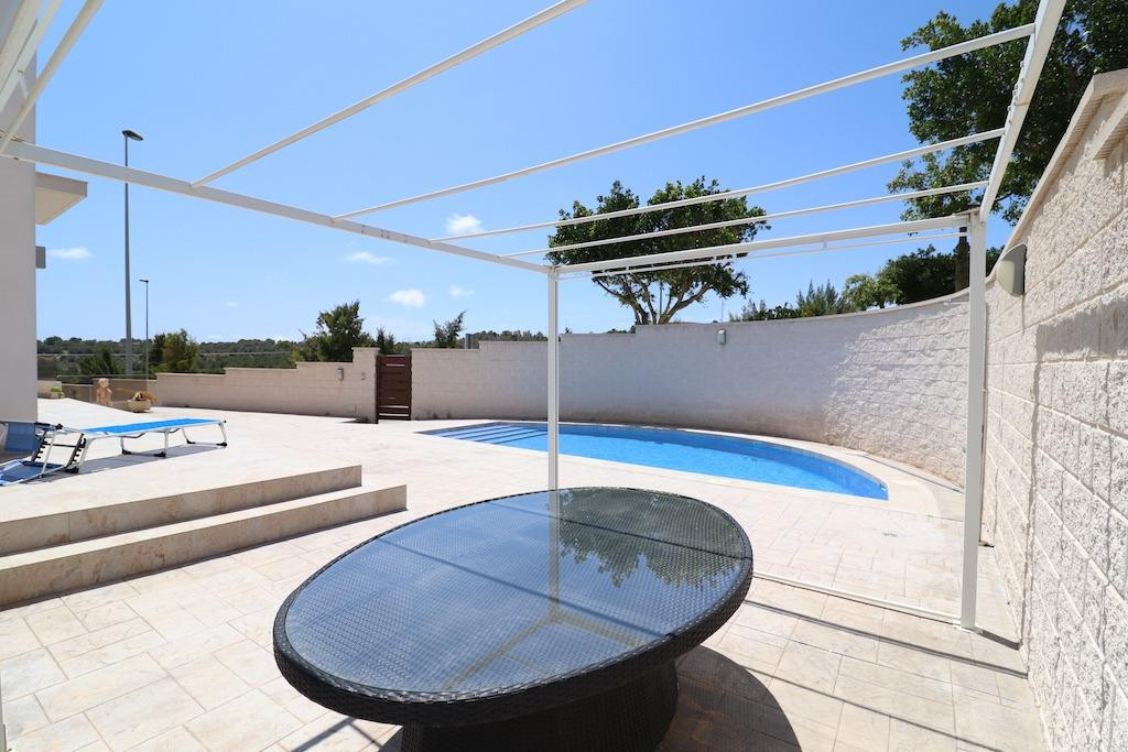 Se vende Villa - Chalet de 3 dormitorios en Costa Blanca, Alicante, España