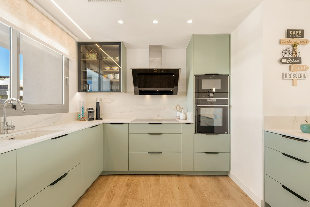 4 Bed Apartment for sale in Santa Clara Costa Del Sol, Málaga, Spain