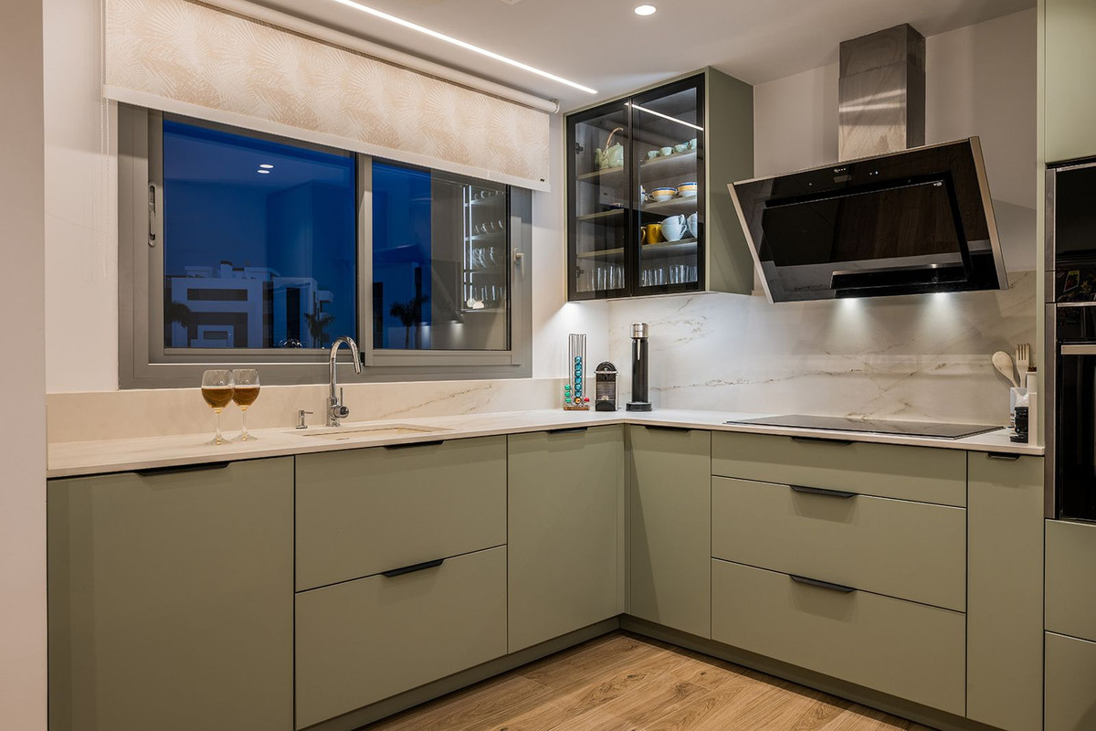 4 Bed Apartment for sale in Santa Clara Costa Del Sol, Málaga, Spain