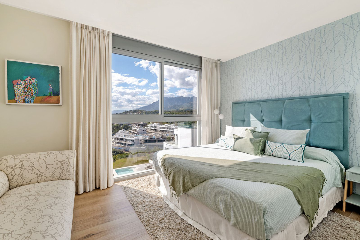 4 Bed Apartment for sale in Santa Clara Costa Del Sol, Málaga, Spain