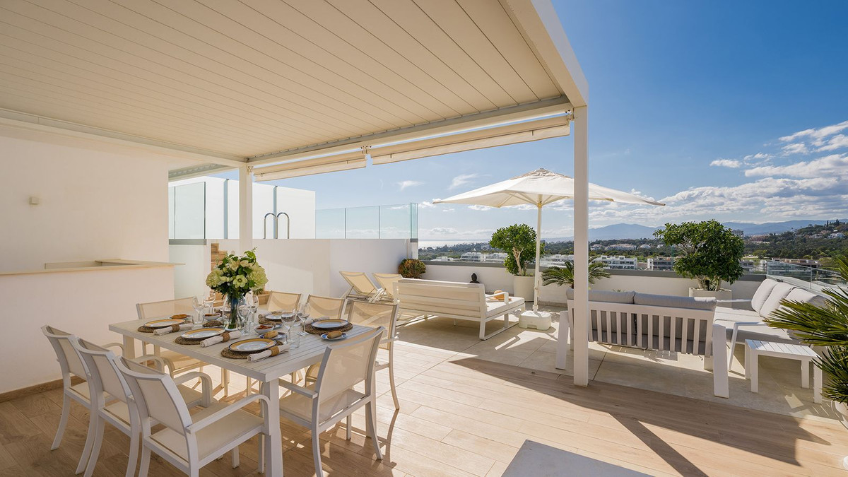 4 Bed Apartment for sale in Santa Clara Costa Del Sol, Málaga, Spain