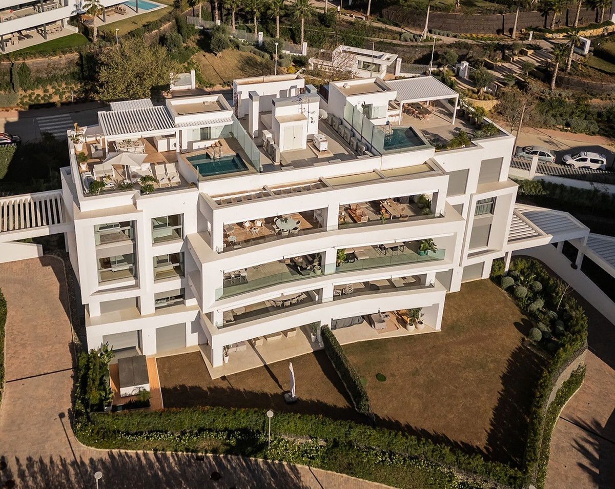4 Bed Apartment for sale in Santa Clara Costa Del Sol, Málaga, Spain